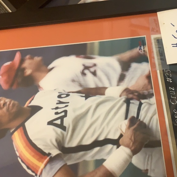 Autograph tee and frames - Picture 6 of 14